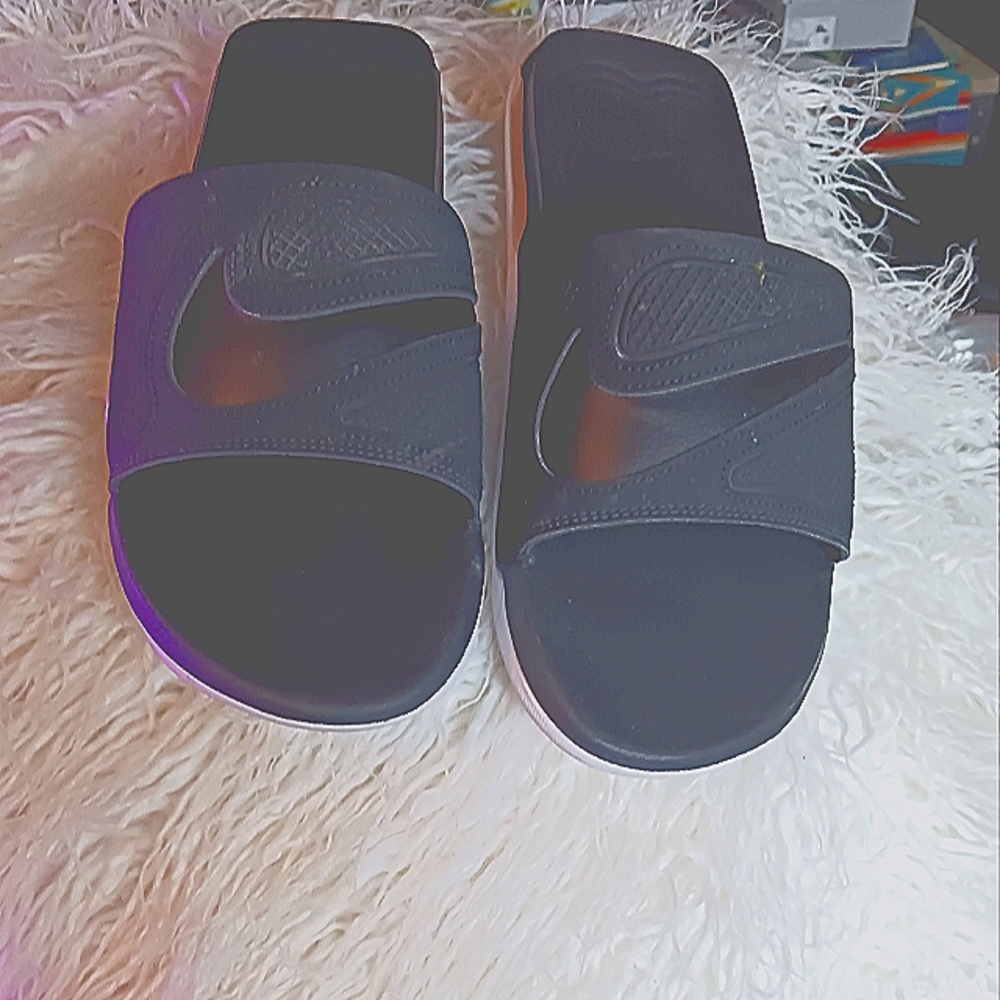 Nike Air flip flops